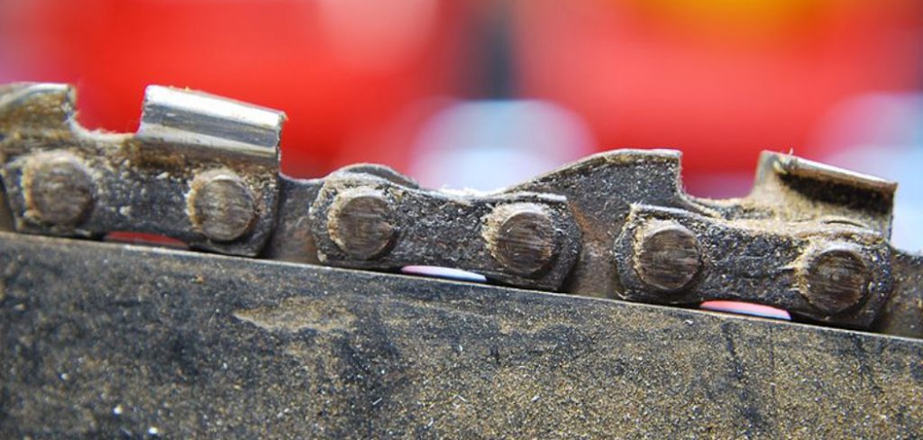 How to Repair Chainsaw Rust