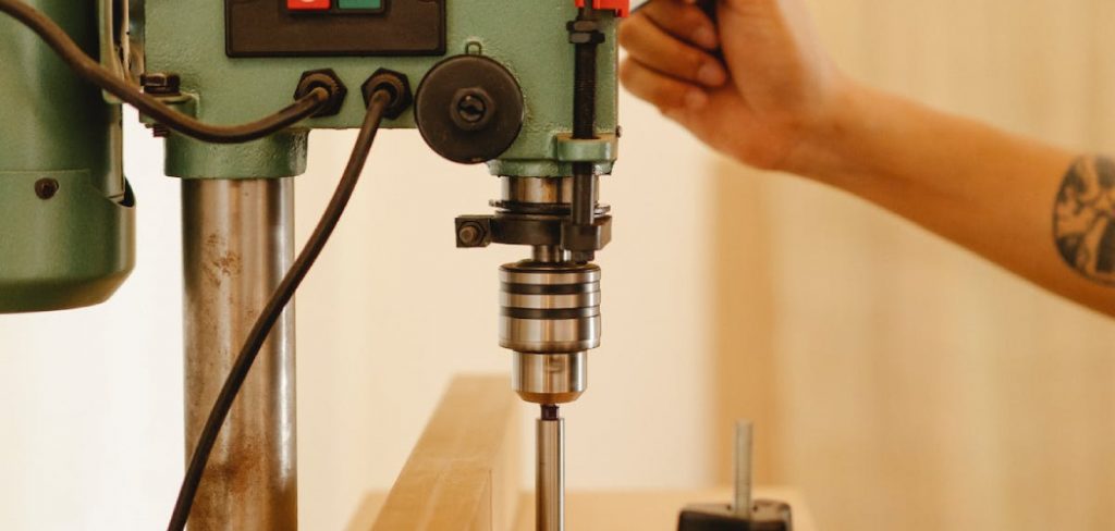 How to Bore a Cylinder With a Drill Press