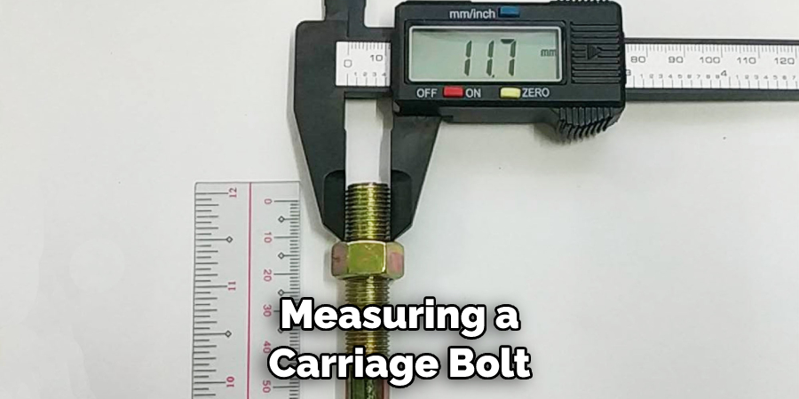 Measuring a Carriage Bolt